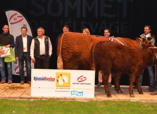 Remise des sabots d'or à l'EARL DE BROUSSE