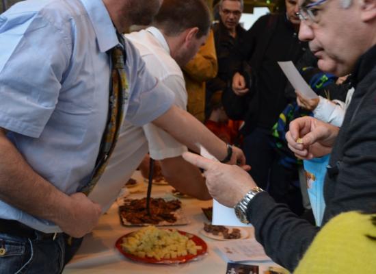 Dégustation de Produits "SALERS" sur le stand du GSE