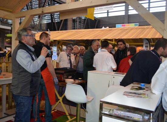 Dégustation de Produits "SALERS" sur le stand du GSE