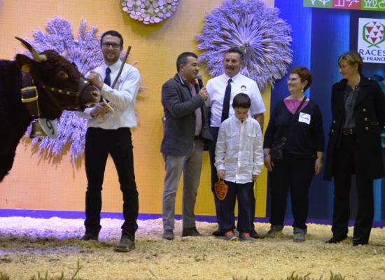 Prix de championnat femelle - IVRESSE - GAEC DAYRAL HERVE ET MICHEL (15)